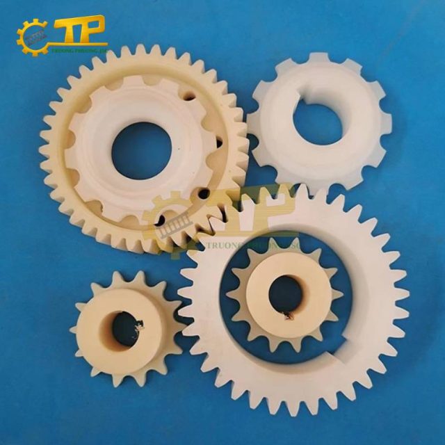 Gia công bánh răng nhựa