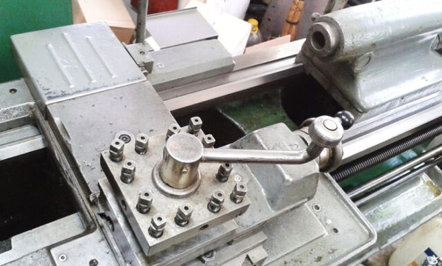 Gia công khuôn mẫu