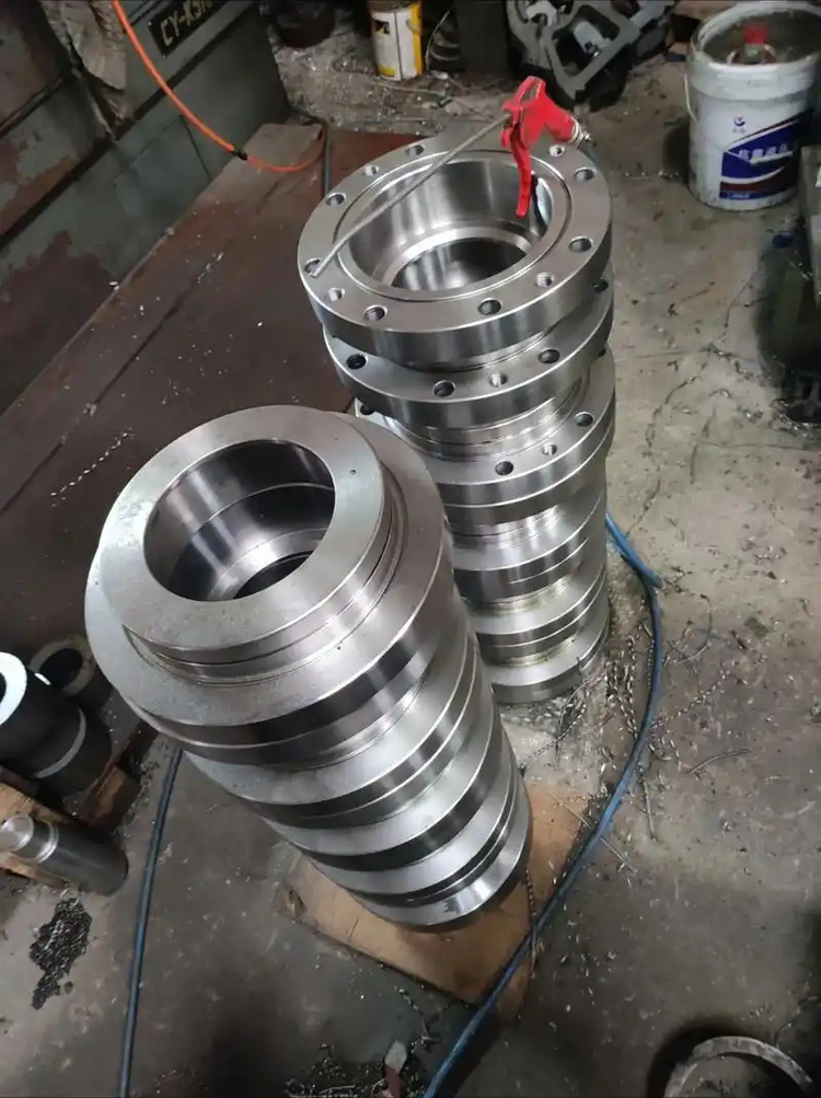 Sự kết hợp giữa hạ tầng máy tiện 7 máy hiện đại và quy trình QC độc lập là thế mạnh cạnh tranh cốt lõi của Trường Phương