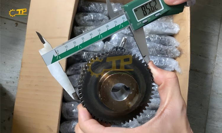 Thiết kế đơn giản giúp bánh răng trụ răng thẳng dễ gia công, vận hành ổn định và tiết kiệm chi phí bảo trì