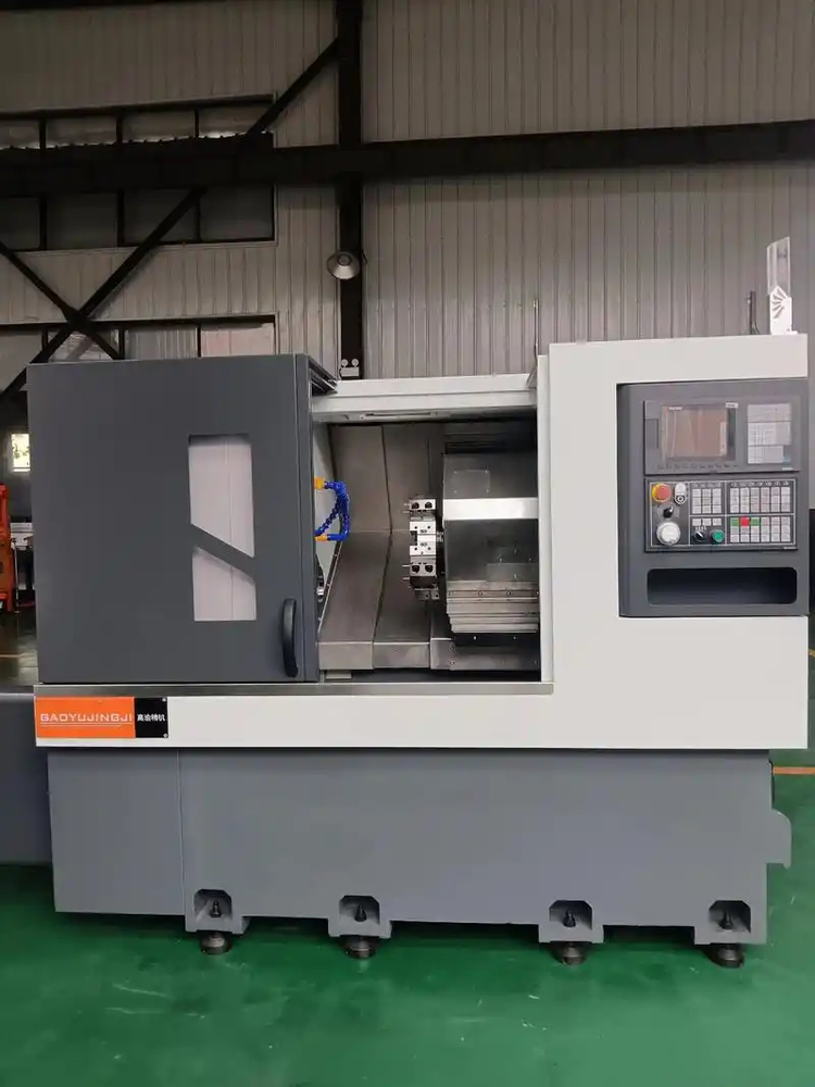 Ưu tiên đơn vị có hệ thống máy móc hiện đại, quy trình QC rõ ràng và kinh nghiệm gia công đa dạng để đảm bảo chất lượng và tiến độ
