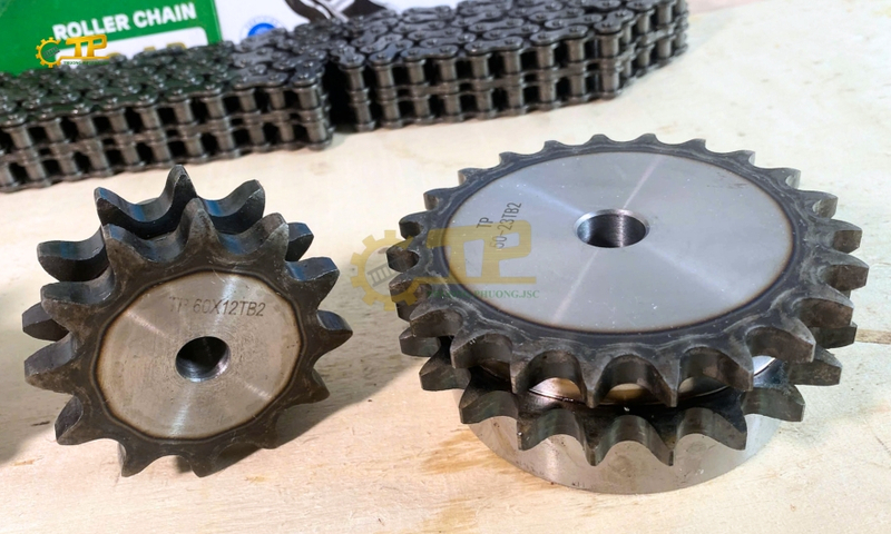 Nhông xích đôi giúp truyền lực ổn định, phân bổ tải đều và tăng độ bền hệ thống