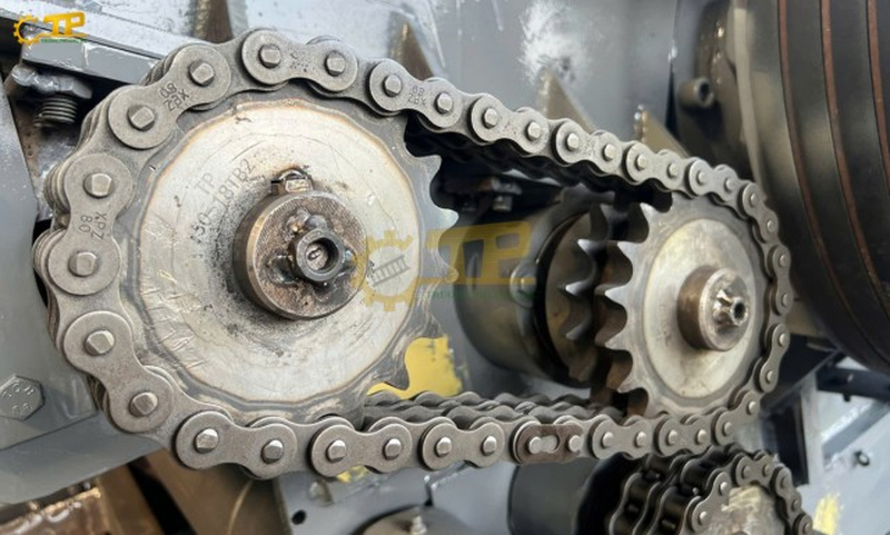 Các dây chuyền sản xuất băng tải nặng và cơ cấu nâng hạ tản nhiệt ứng dụng xích đôi 60